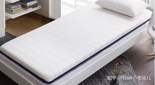 男子使用10年乳胶床垫内部已粉末化